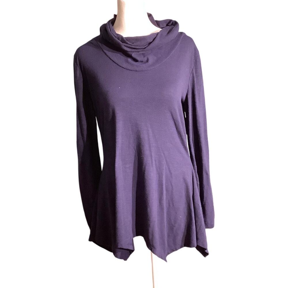 Baku Turtleneck Long Sleeve Top Women’s Size Small – Cozy, Minimalist, Versatile